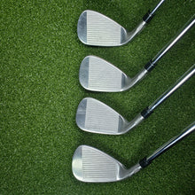 TaylorMade SIM2 MAX Iron Set