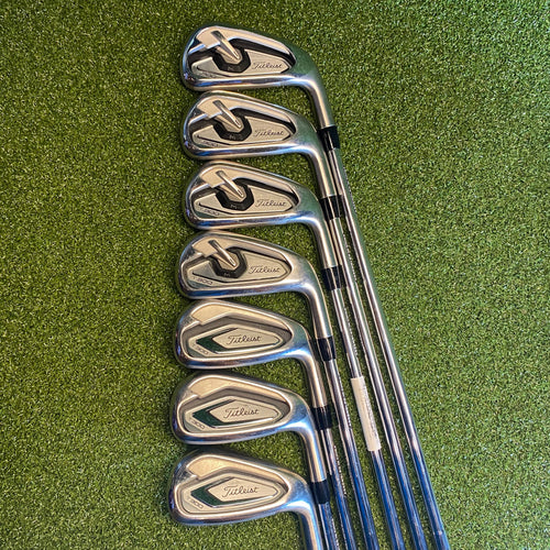 Titleist T300 Iron Set